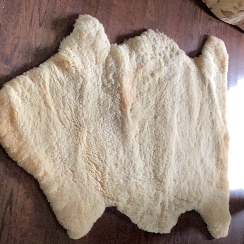 Baby sheepskin rug